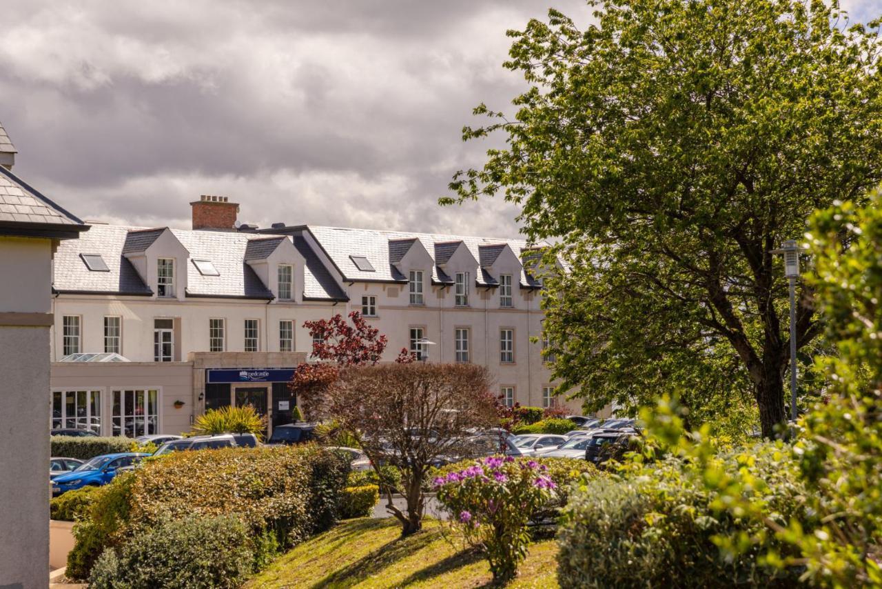 Redcastle Hotel موفيل المظهر الخارجي الصورة